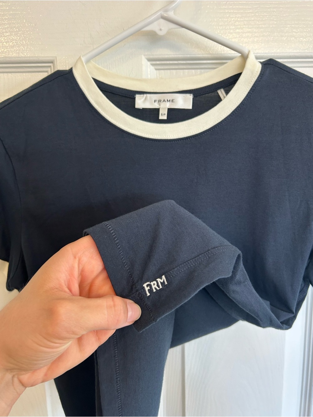 Frame Denim The Ringer Classic Navy Baby Tee with White Contrast Trim Size S - Picture 8 of 8
